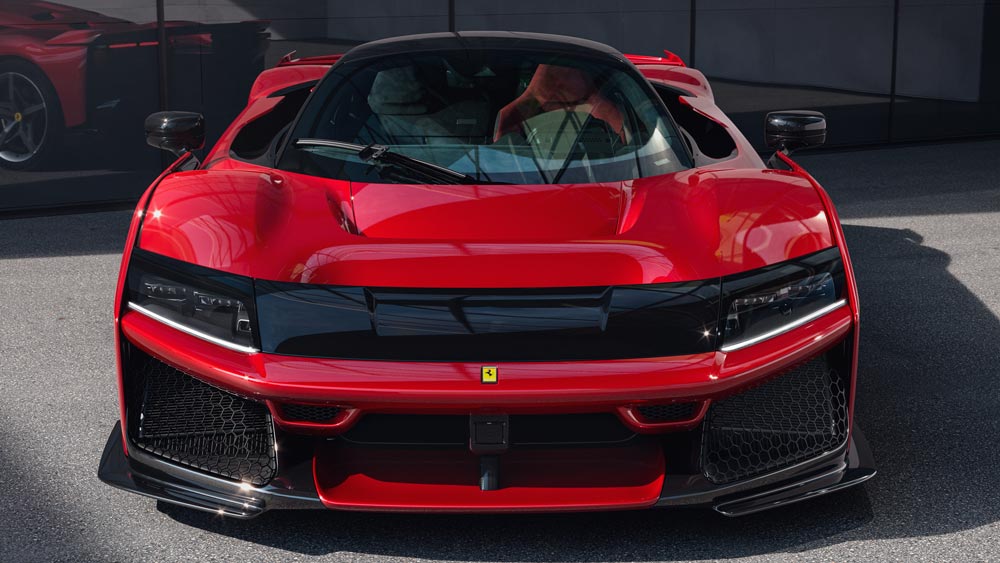 Ferrari F80 - Frontale Anteriore all Aperto